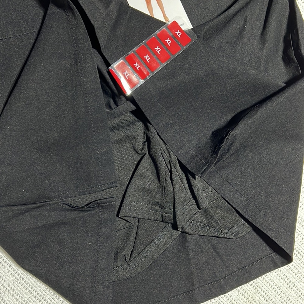 Skort - Picture 3 of 3